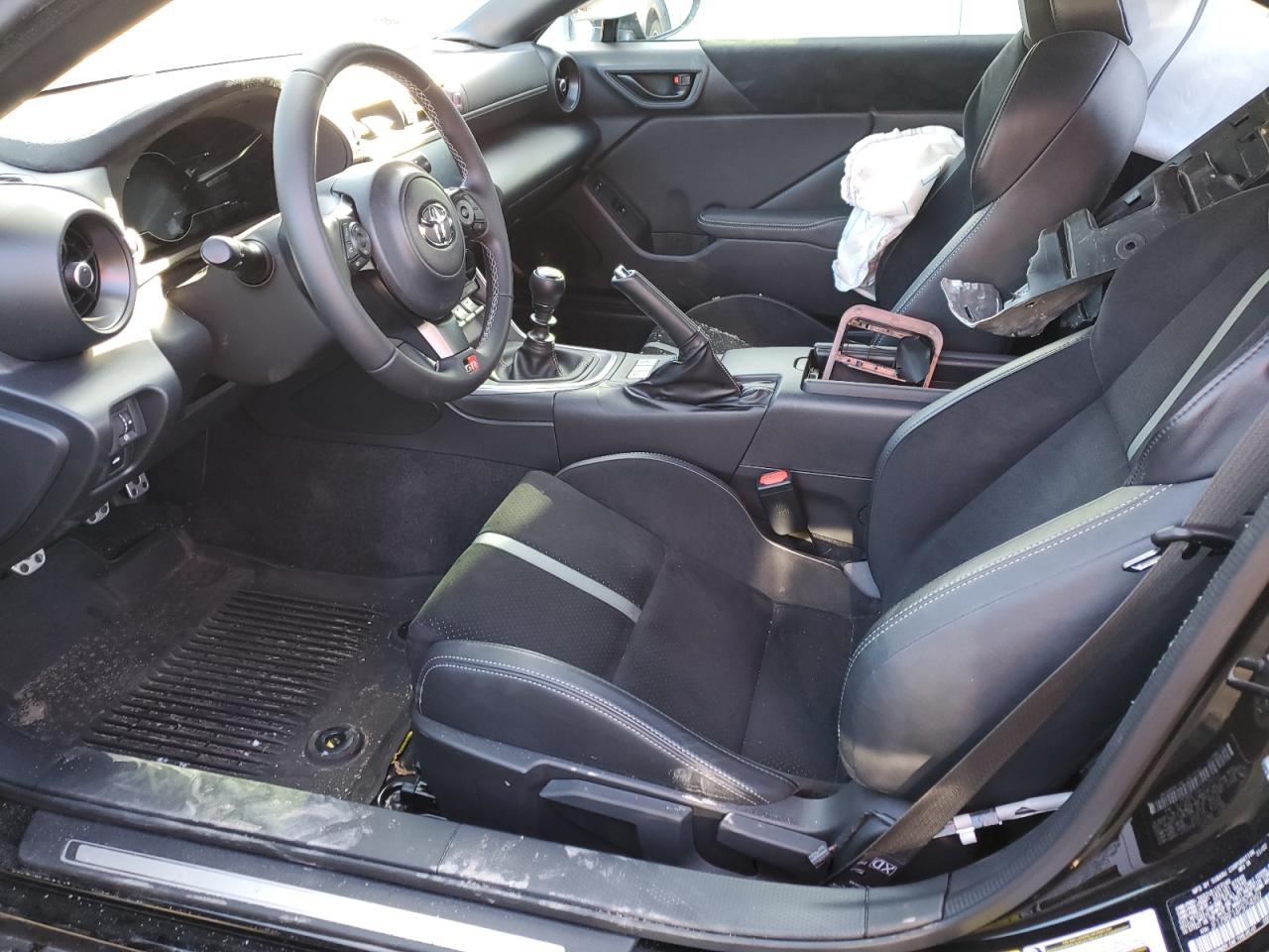 2023 TOYOTA GR 86 PREM - Фото 7