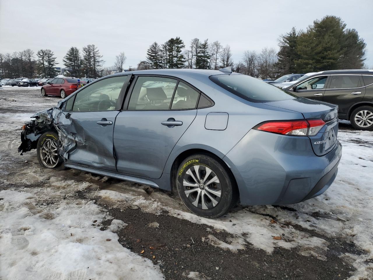 2021 TOYOTA COROLLA LE - Image 2