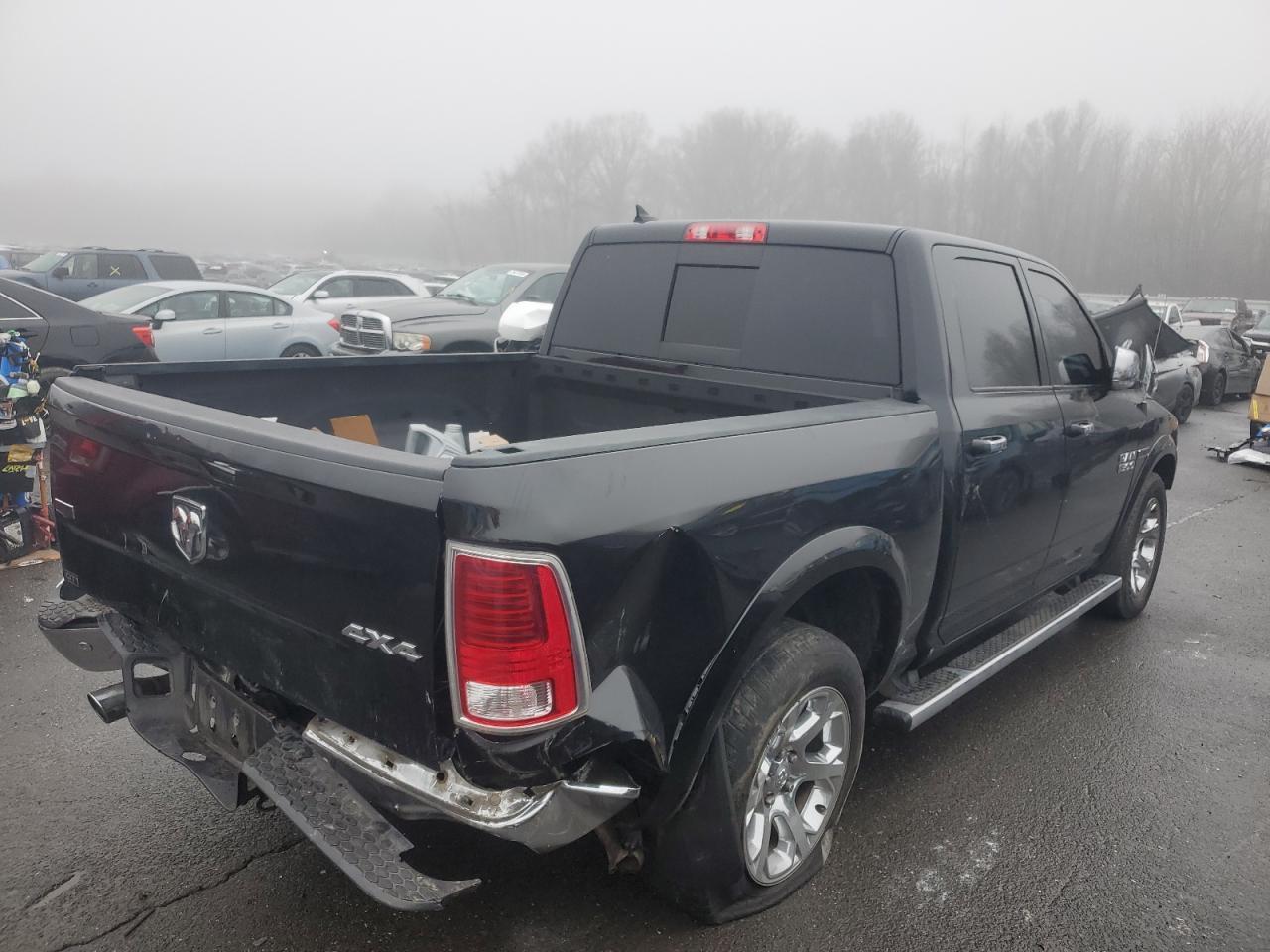 2017 RAM 1500 LARAM - Фото 3