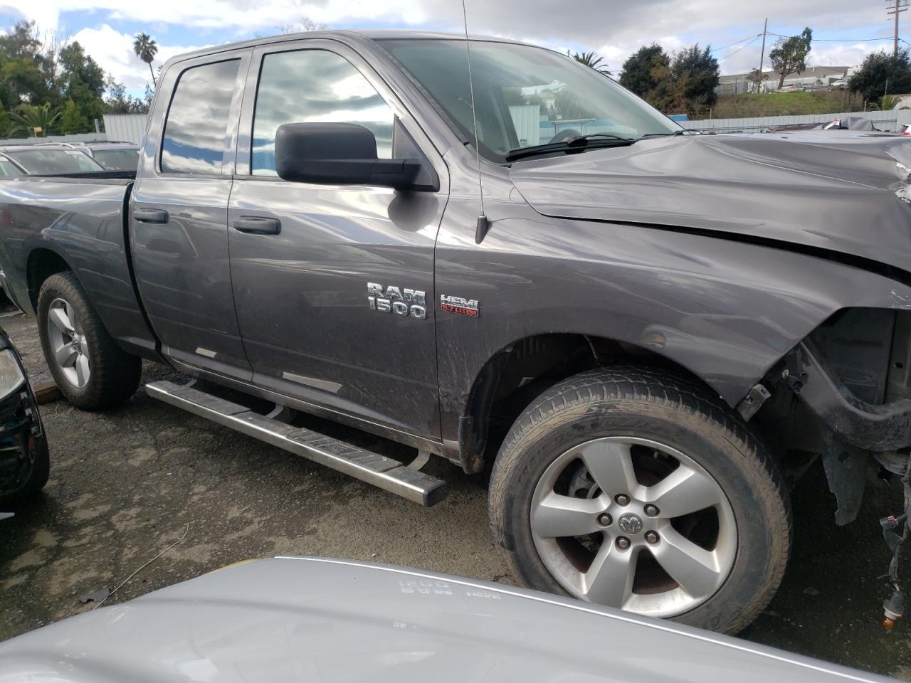2015 RAM 1500 ST - Image 4