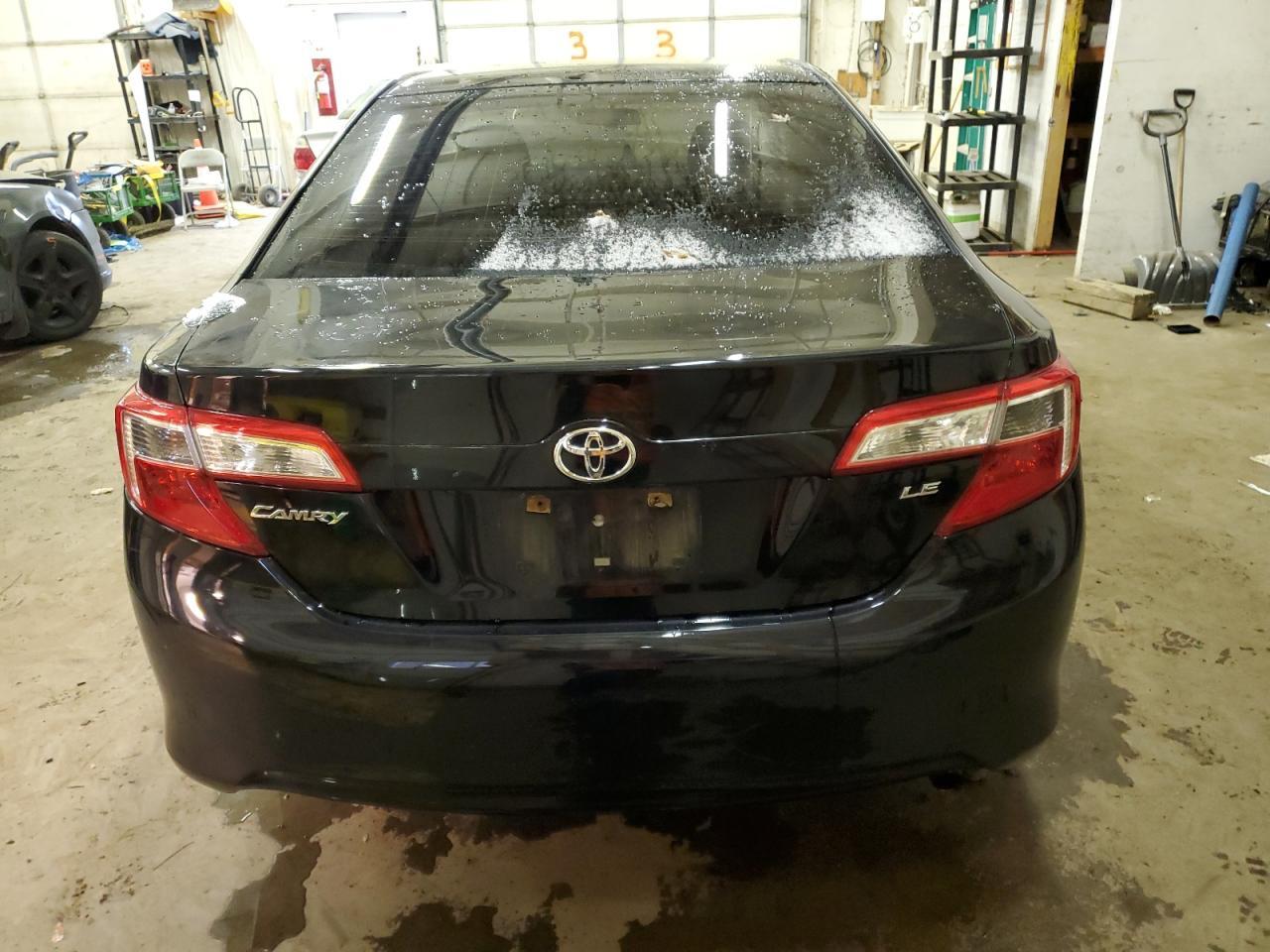 2014 TOYOTA CAMRY L - Image 6