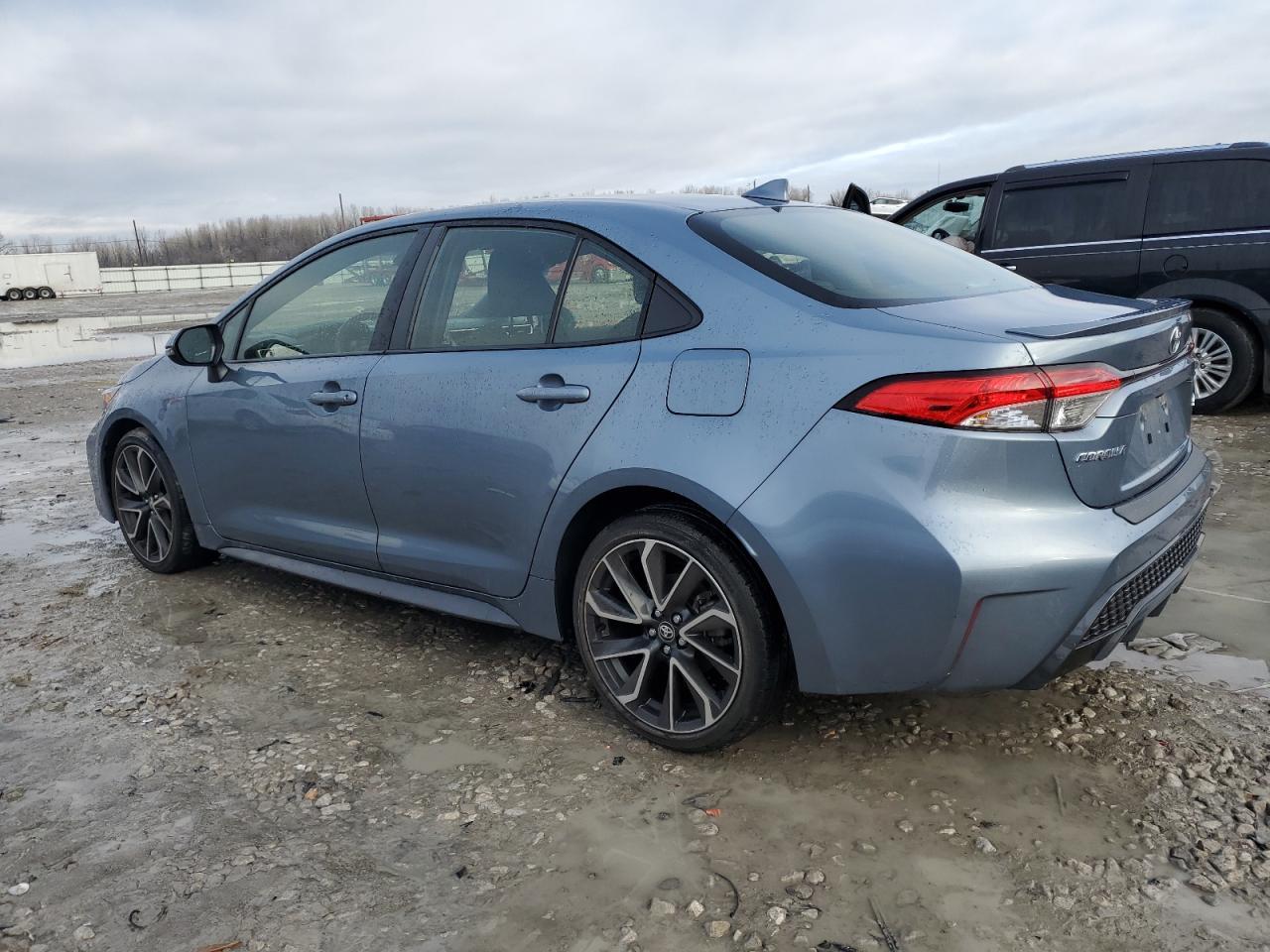 2020 TOYOTA COROLLA SE - Фото 2