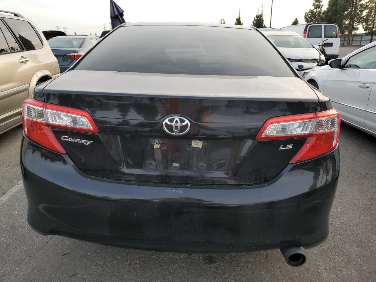 2014 TOYOTA CAMRY L - Image 6