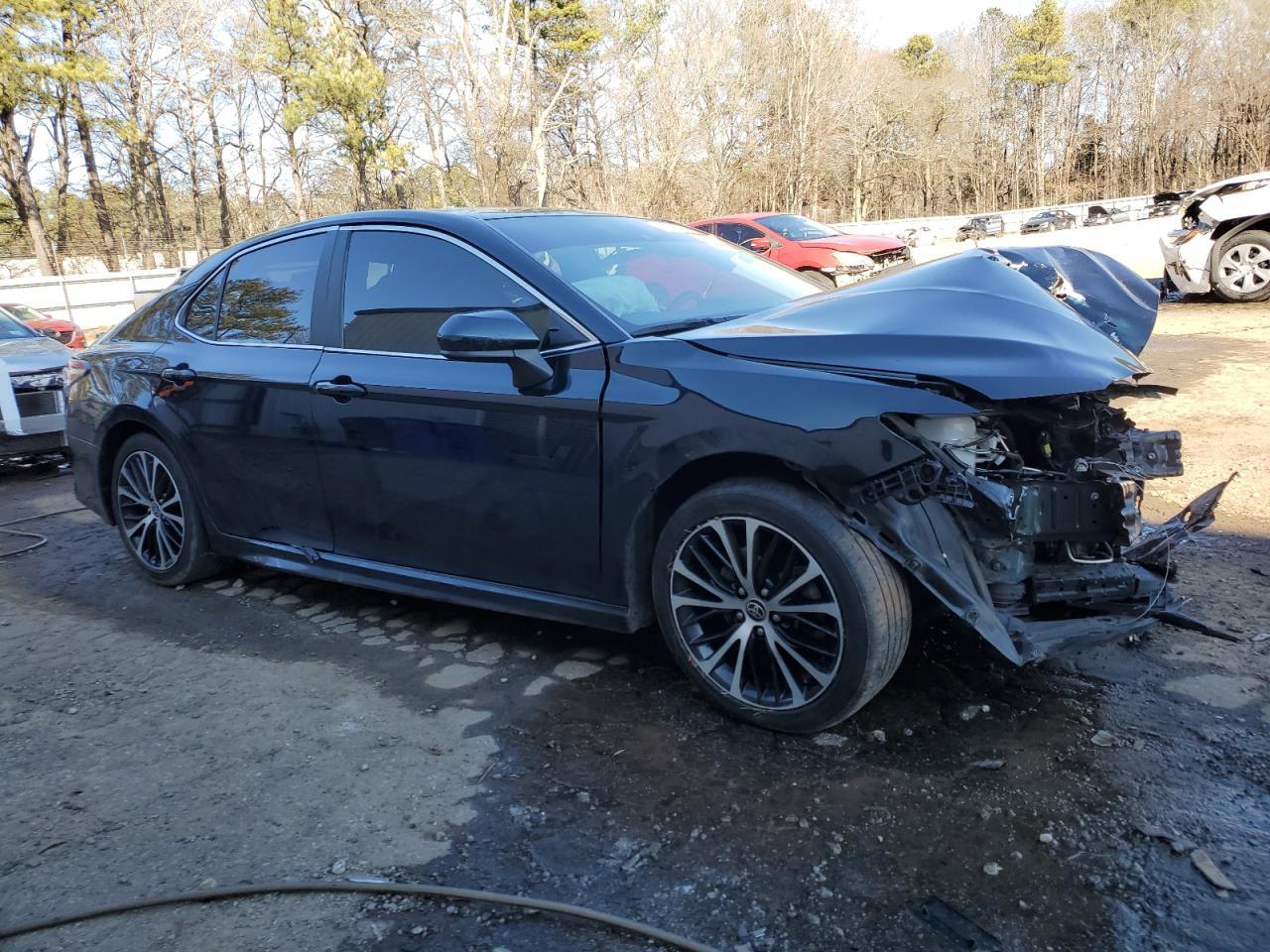 2020 TOYOTA CAMRY SE - Image 4