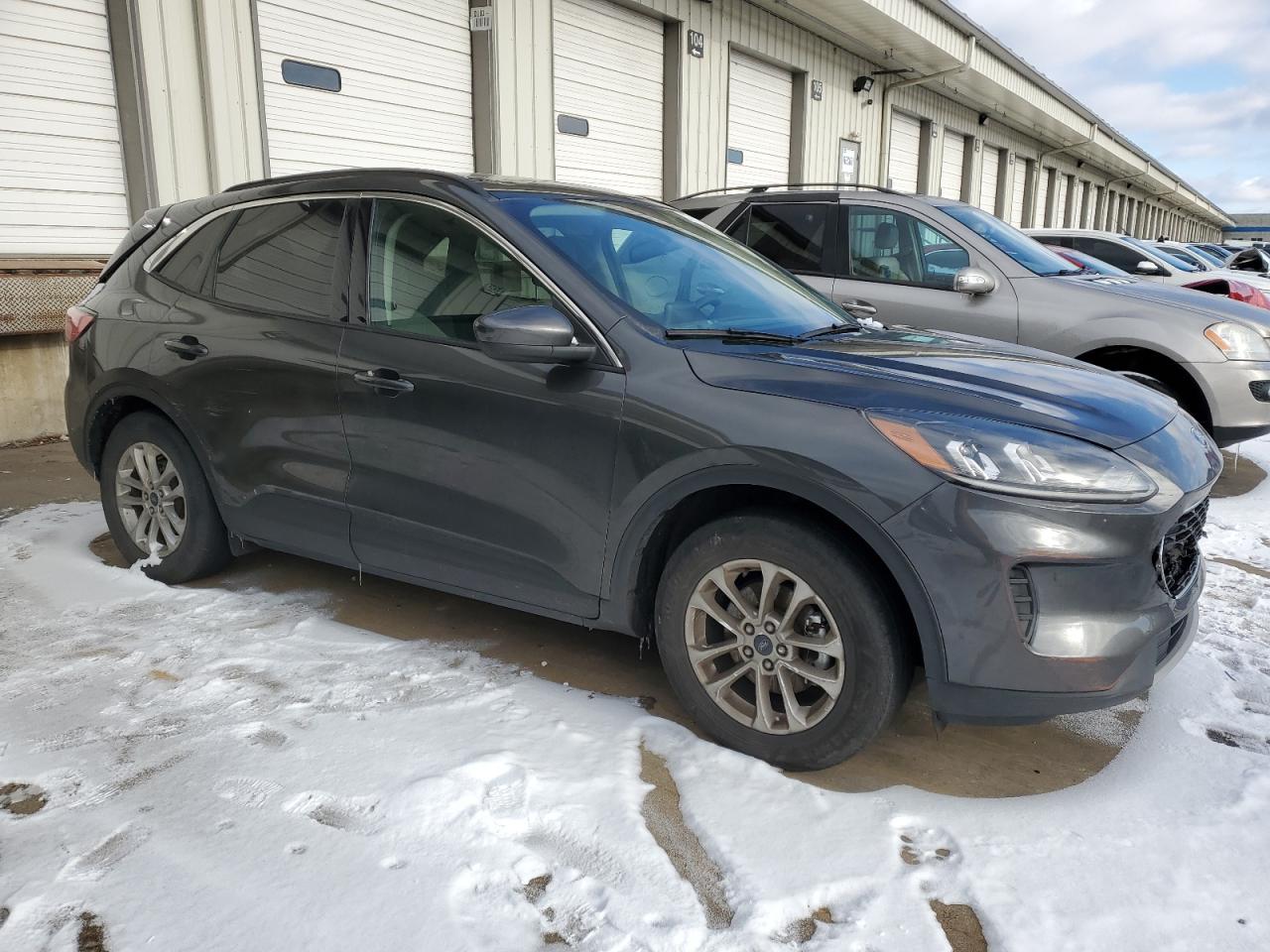 2020 FORD ESCAPE SE - Image 4