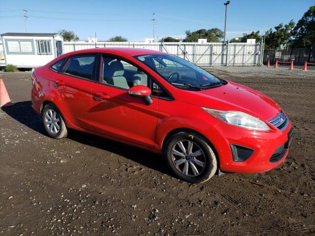 2013 Ford Fiesta Se - Фото 4