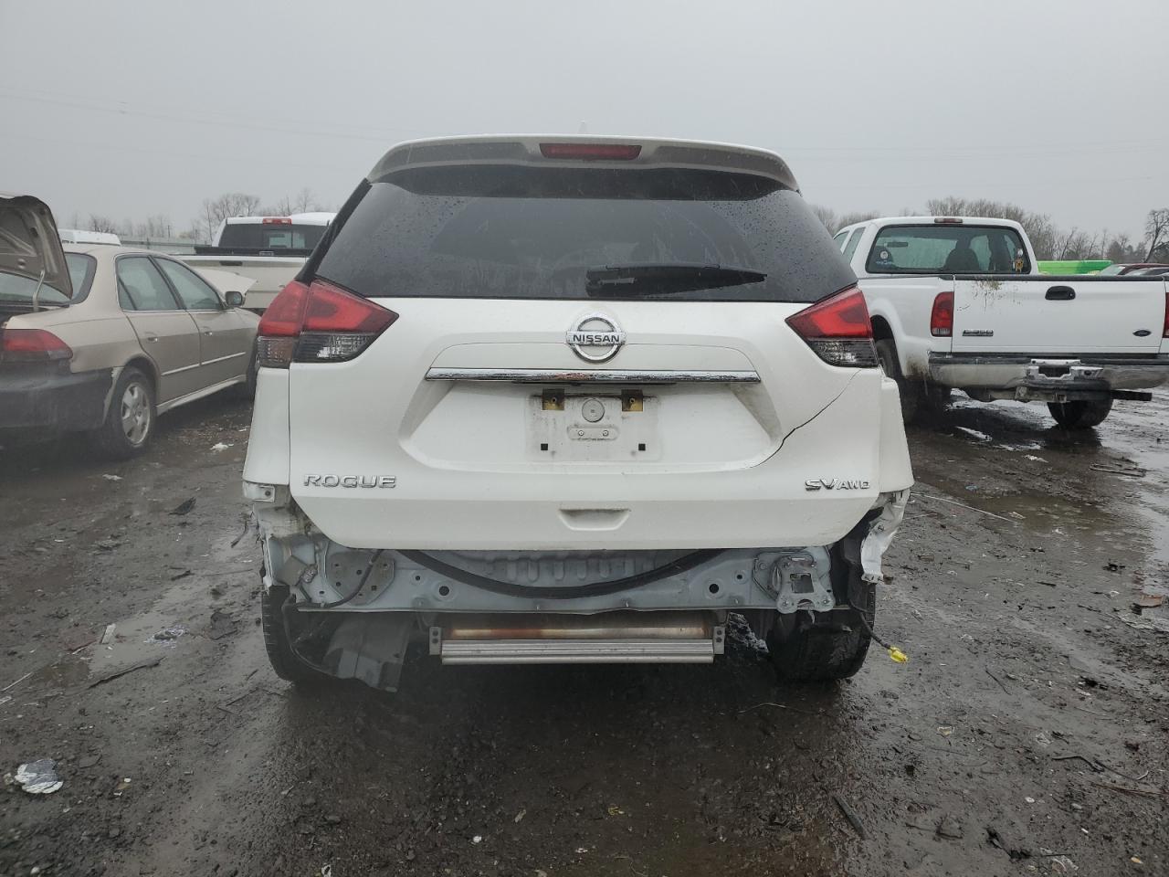 2018 NISSAN ROGUE S - Фото 6