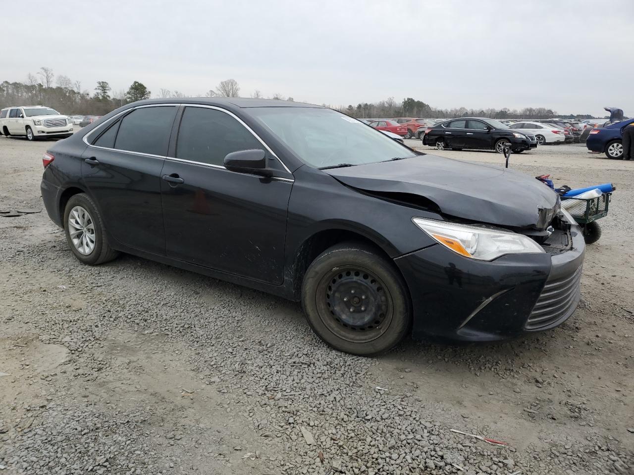 2017 TOYOTA CAMRY LE - Фото 4