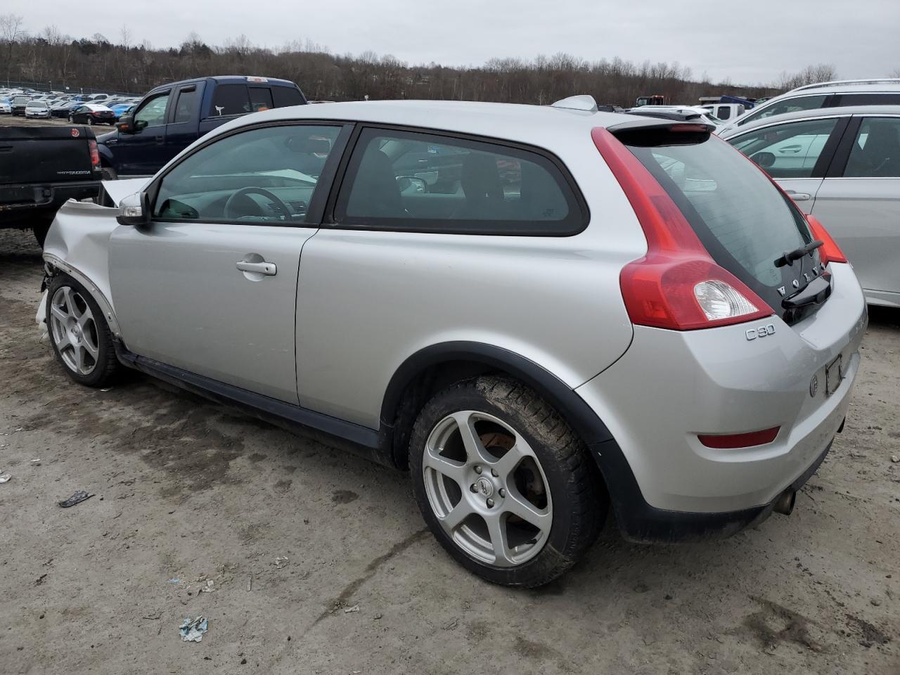 2011 VOLVO C30 T5 - Фото 2