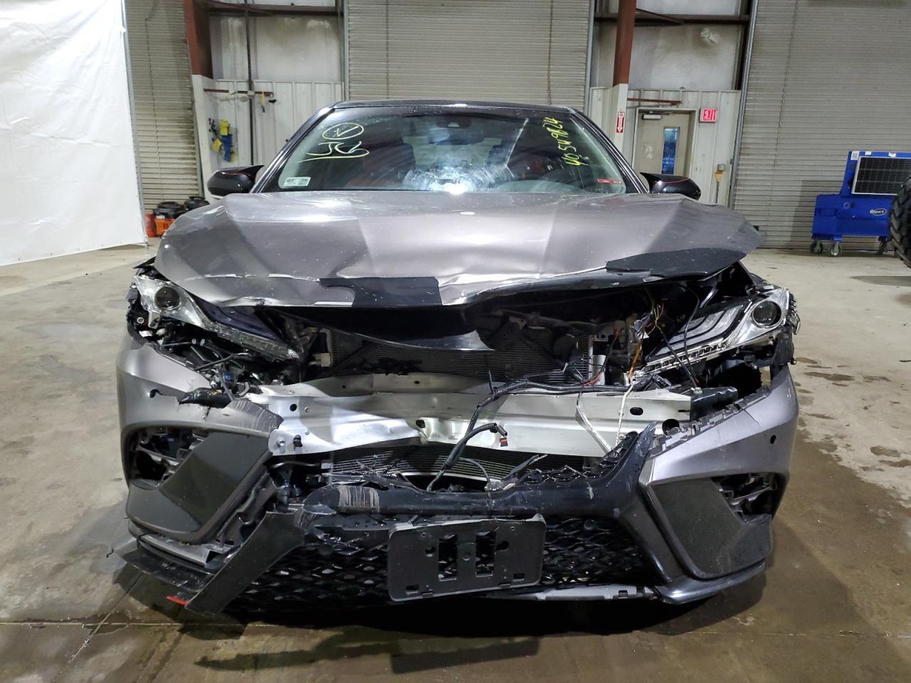 2018 TOYOTA CAMRY XSE - Image 5