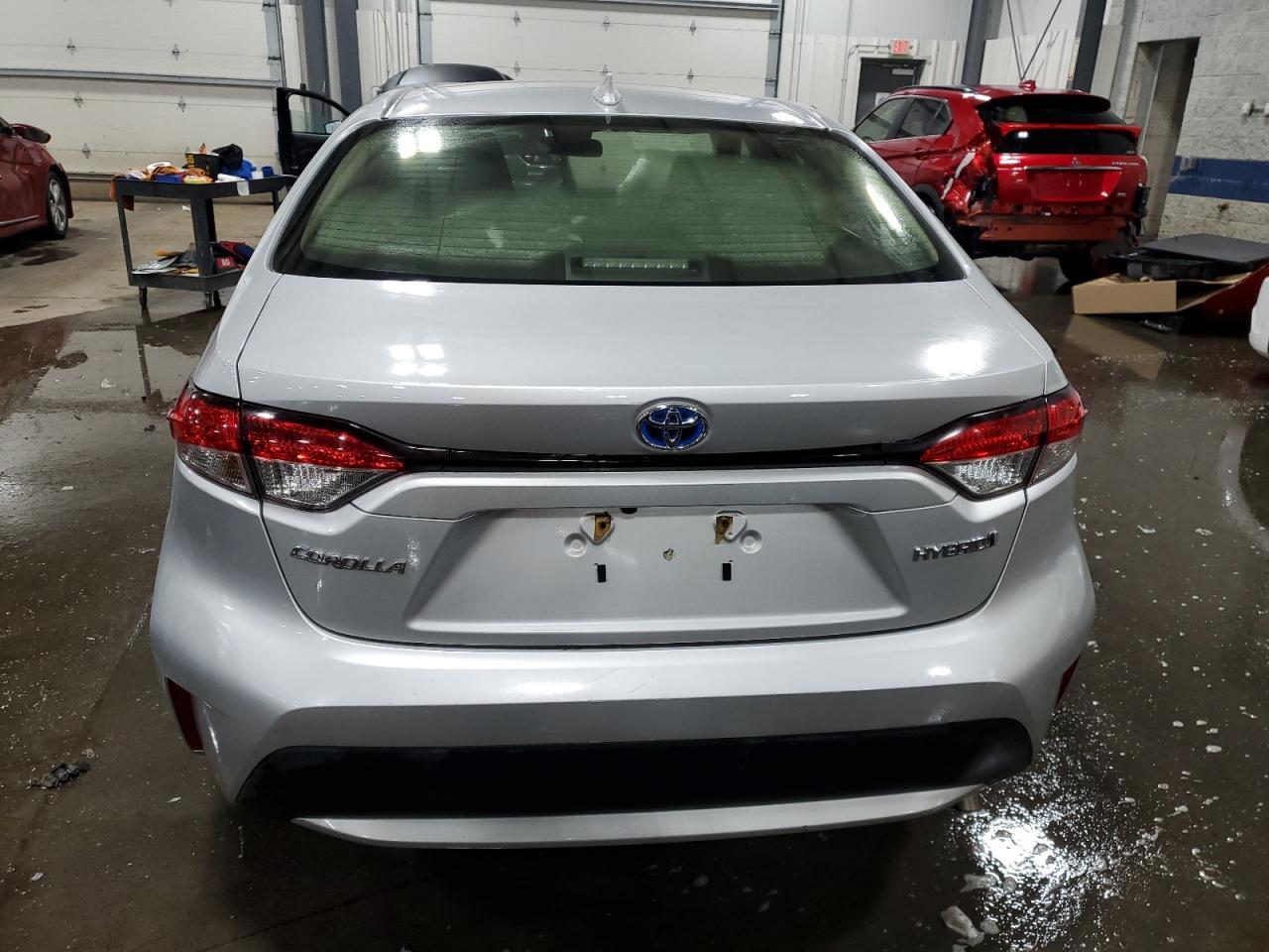 2020 TOYOTA COROLLA LE - Image 6
