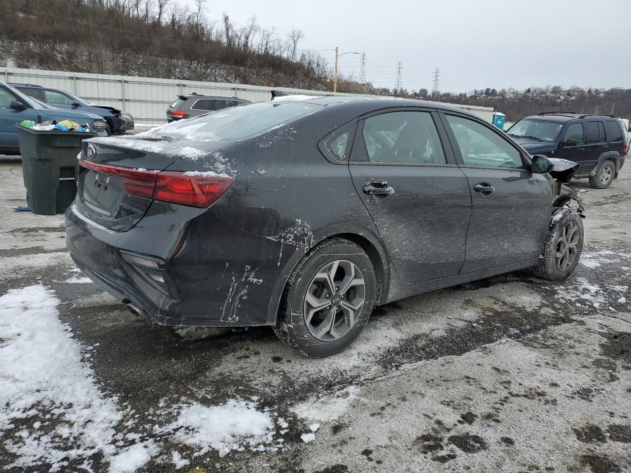 2020 KIA FORTE FE - Фото 3