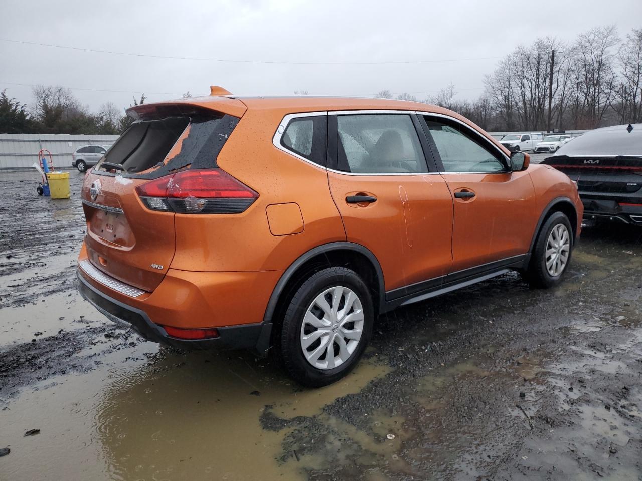 2017 NISSAN ROGUE S - Фото 3