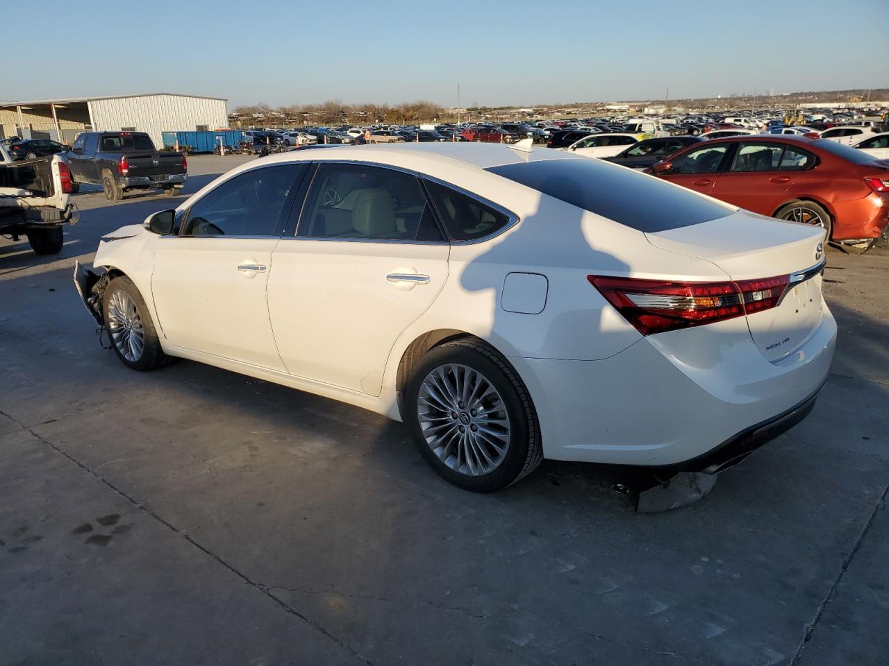 2016 TOYOTA AVALON XLE - Фото 2