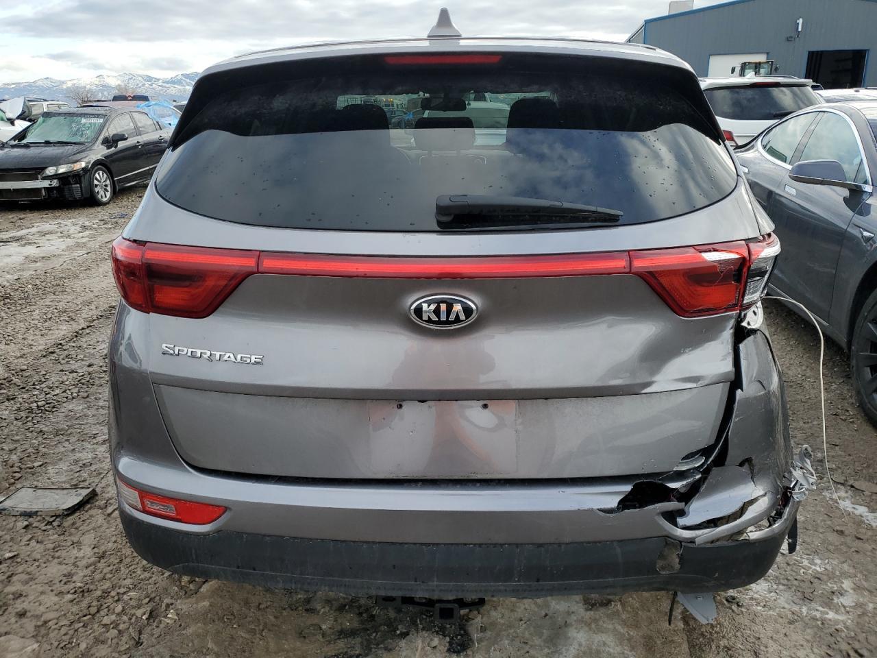 2017 KIA SPORTAGE L - Image 6