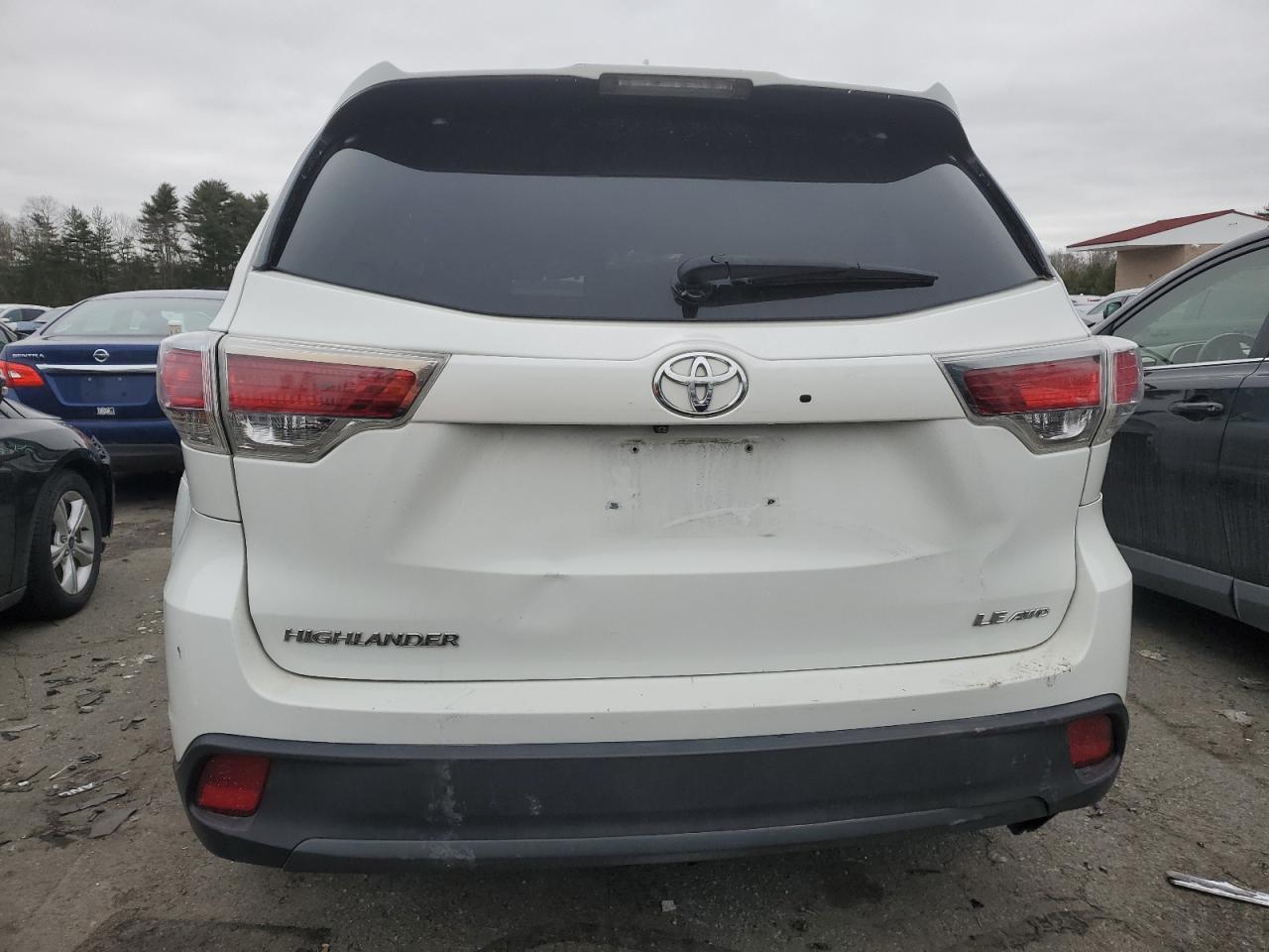 2015 TOYOTA HIGHLANDER - Фото 6