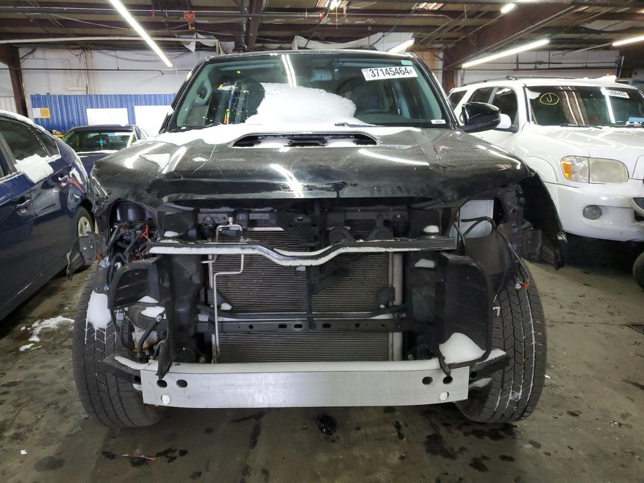 2022 TOYOTA 4RUNNER SR - Image 5