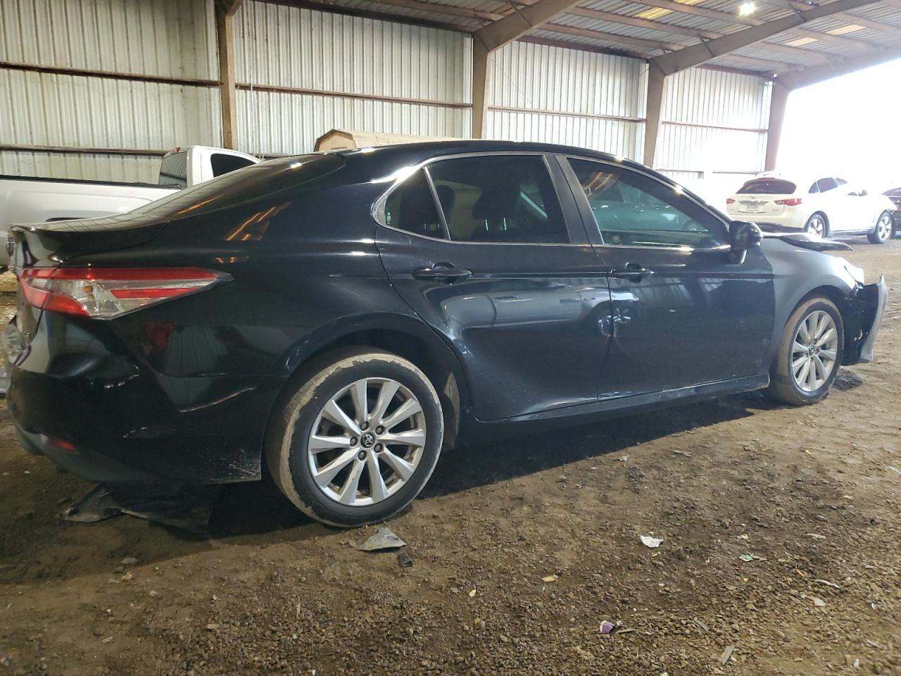 2018 TOYOTA CAMRY L - Image 3