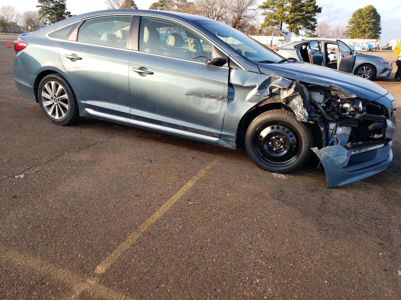 2017 HYUNDAI SONATA SPO - Image 4