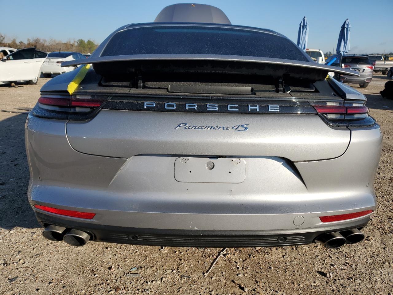 2018 PORSCHE PANAMERA 4 - Image 6