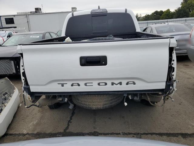 2018 Toyota Tacoma Double Cab - Image 6