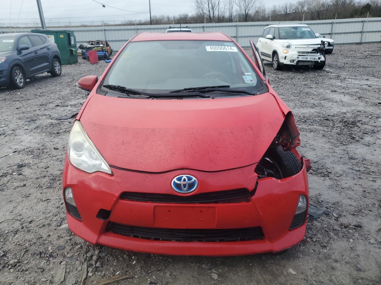 2013 TOYOTA PRIUS C - Фото 5