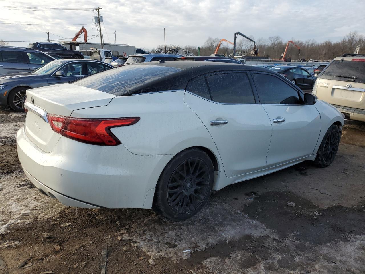 2017 NISSAN MAXIMA 3.5 - Image 3