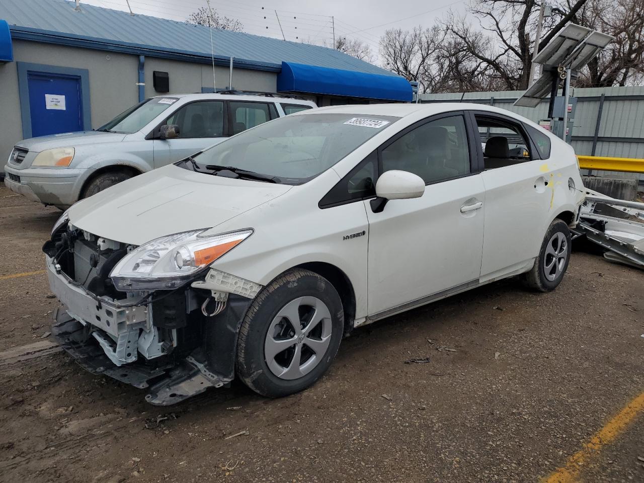 2015 TOYOTA PRIUS car image