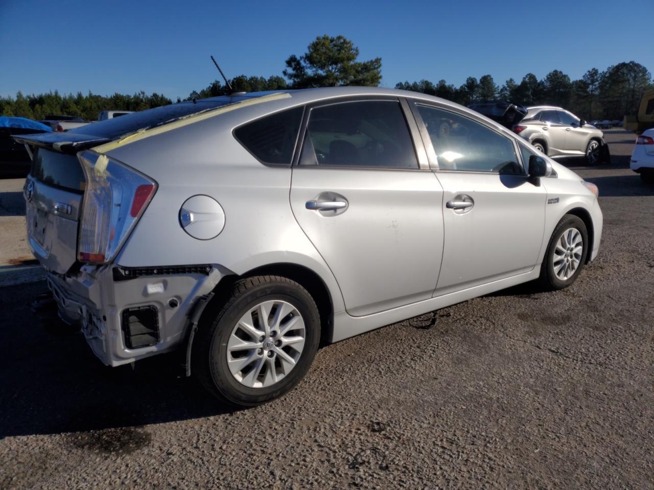 2013 TOYOTA PRIUS PLUG - Image 3