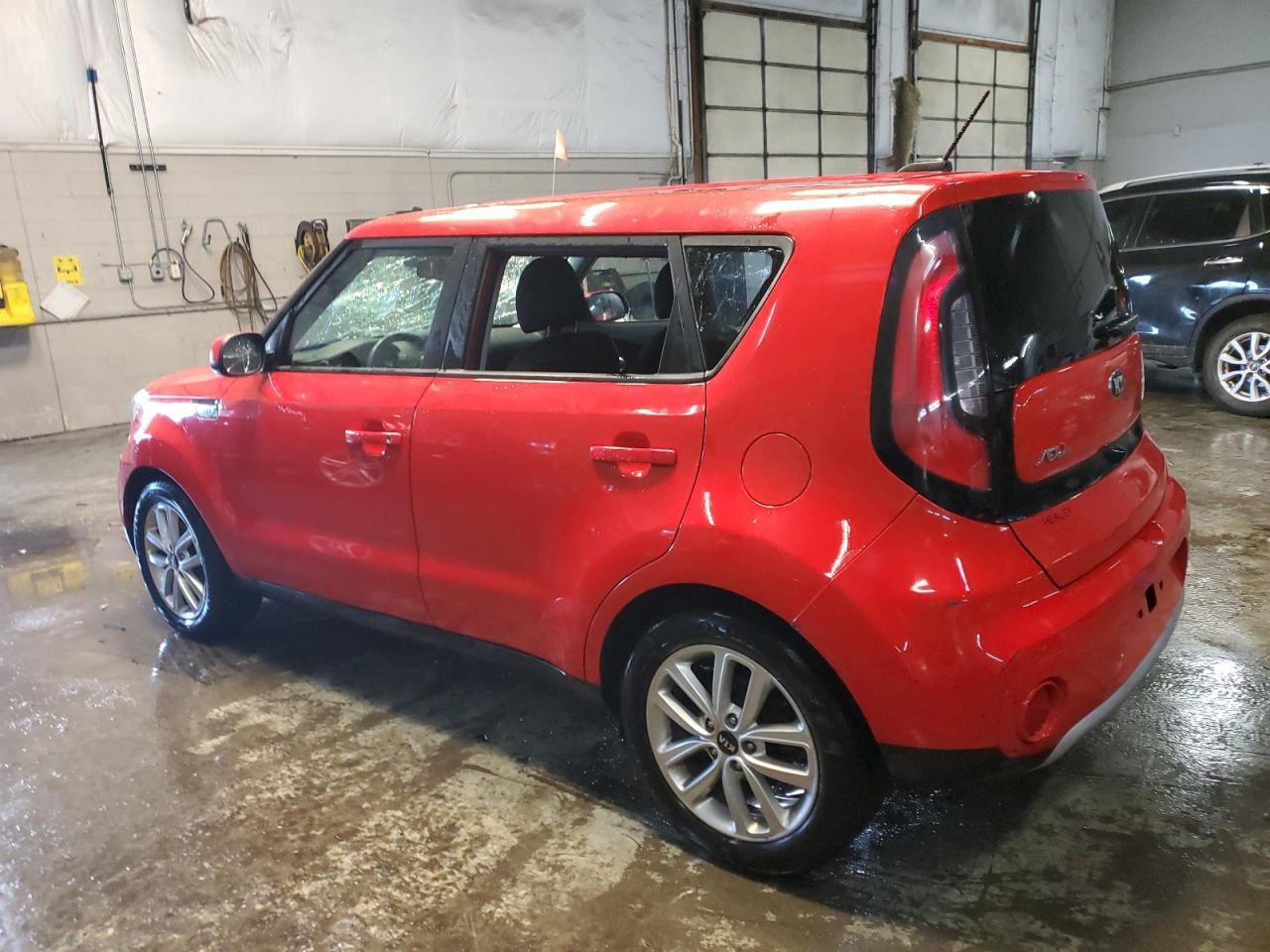 2017 KIA SOUL + - Фото 2