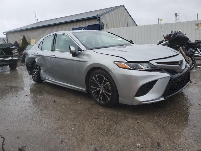 2020 Toyota Camry Se - Фото 4