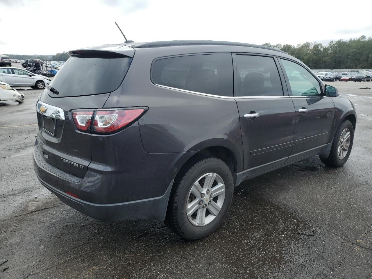 2014 CHEVROLET TRAVERSE L - Image 3