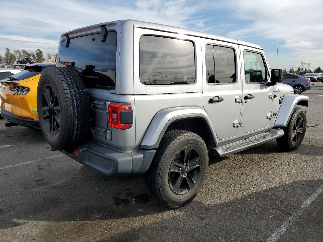 2020 JEEP WRANGLER U - Image 3