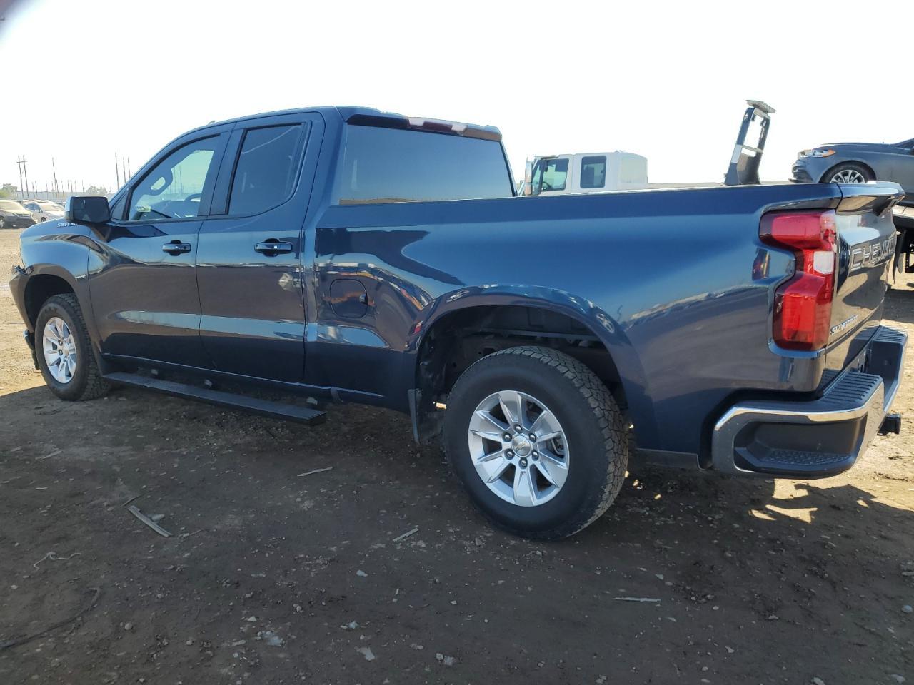 2019 CHEVROLET SILVERADO - Image 2