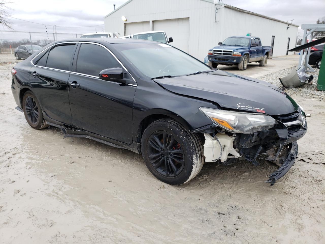 2016 TOYOTA CAMRY LE - Image 4