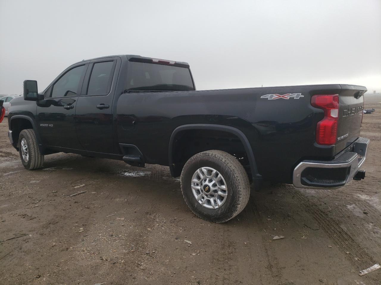 2024 CHEVROLET SILVERADO - Image 3