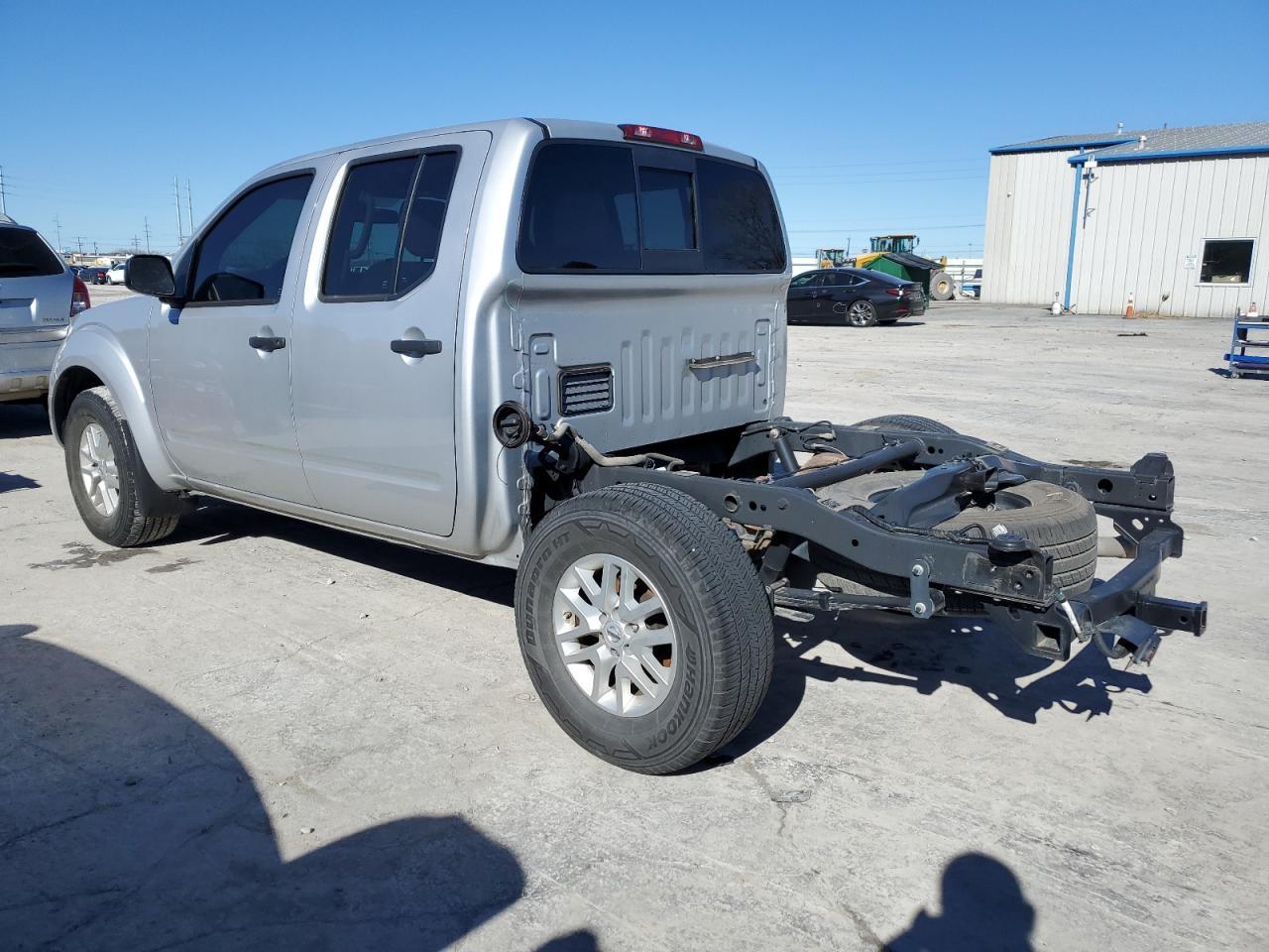 2019 NISSAN FRONTIER S - Фото 2