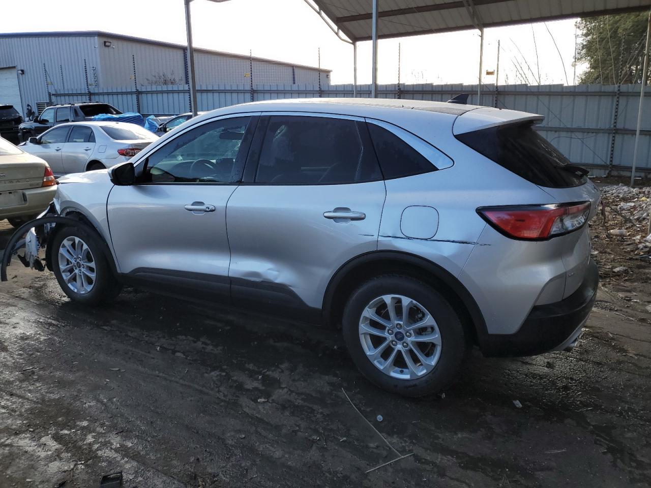 2020 FORD ESCAPE SE - Image 2