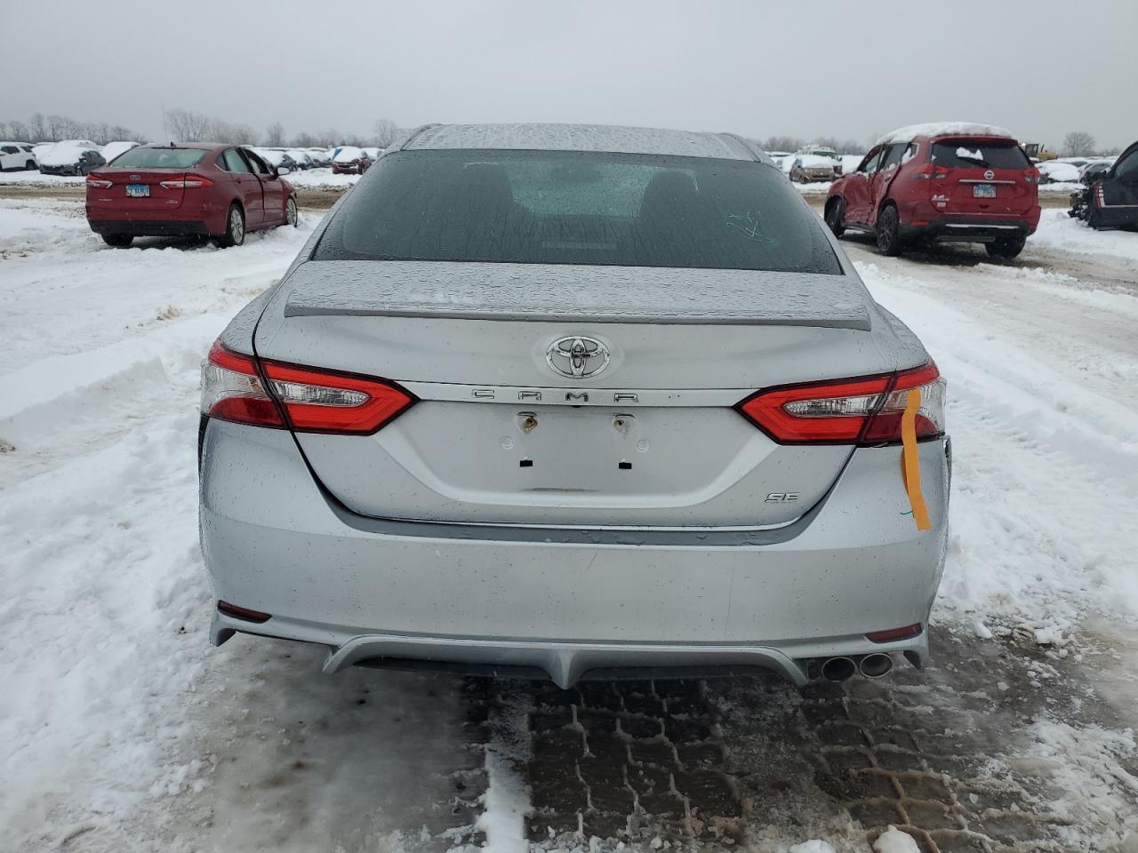 2018 TOYOTA CAMRY L - Фото 6