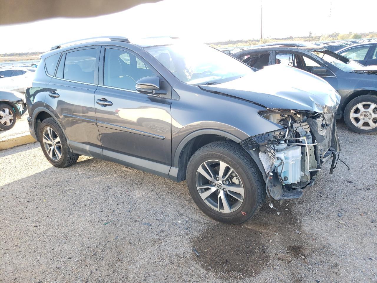 2017 TOYOTA RAV4 XLE - Image 4