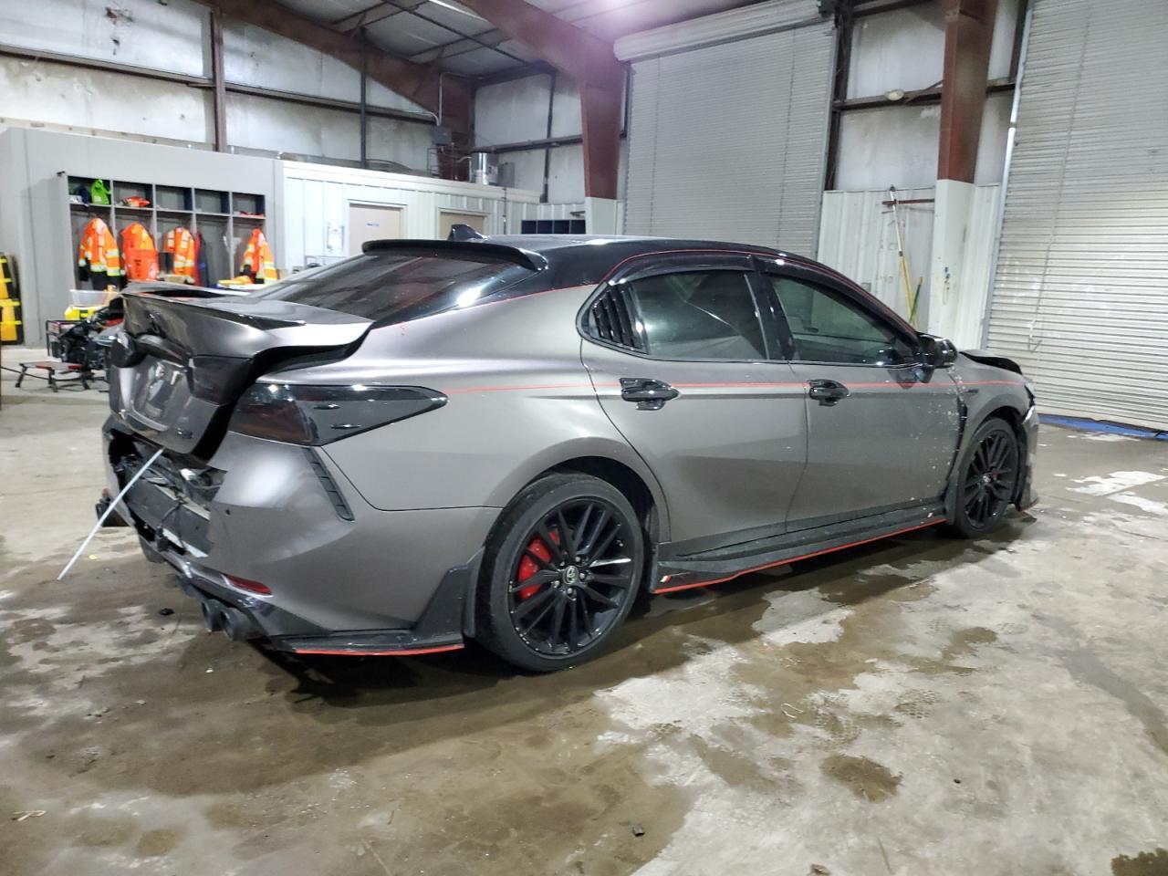 2018 TOYOTA CAMRY XSE - Image 3