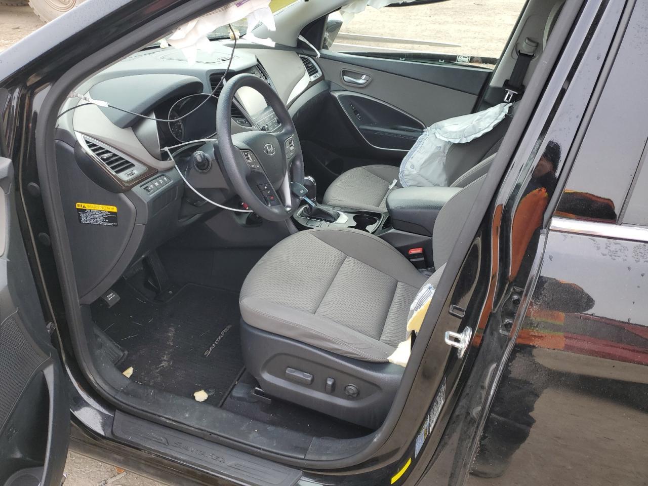 2017 HYUNDAI SANTA FE S - Image 7