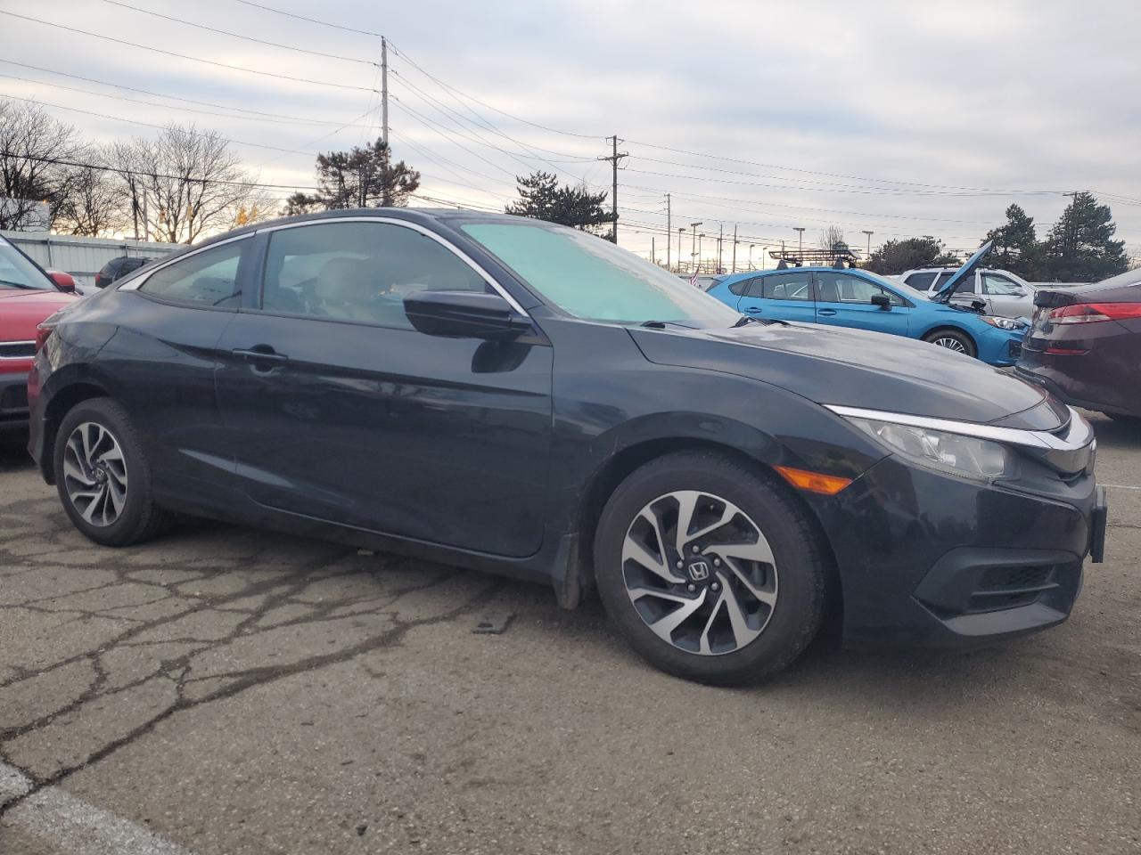 2016 HONDA CIVIC LX - Image 4