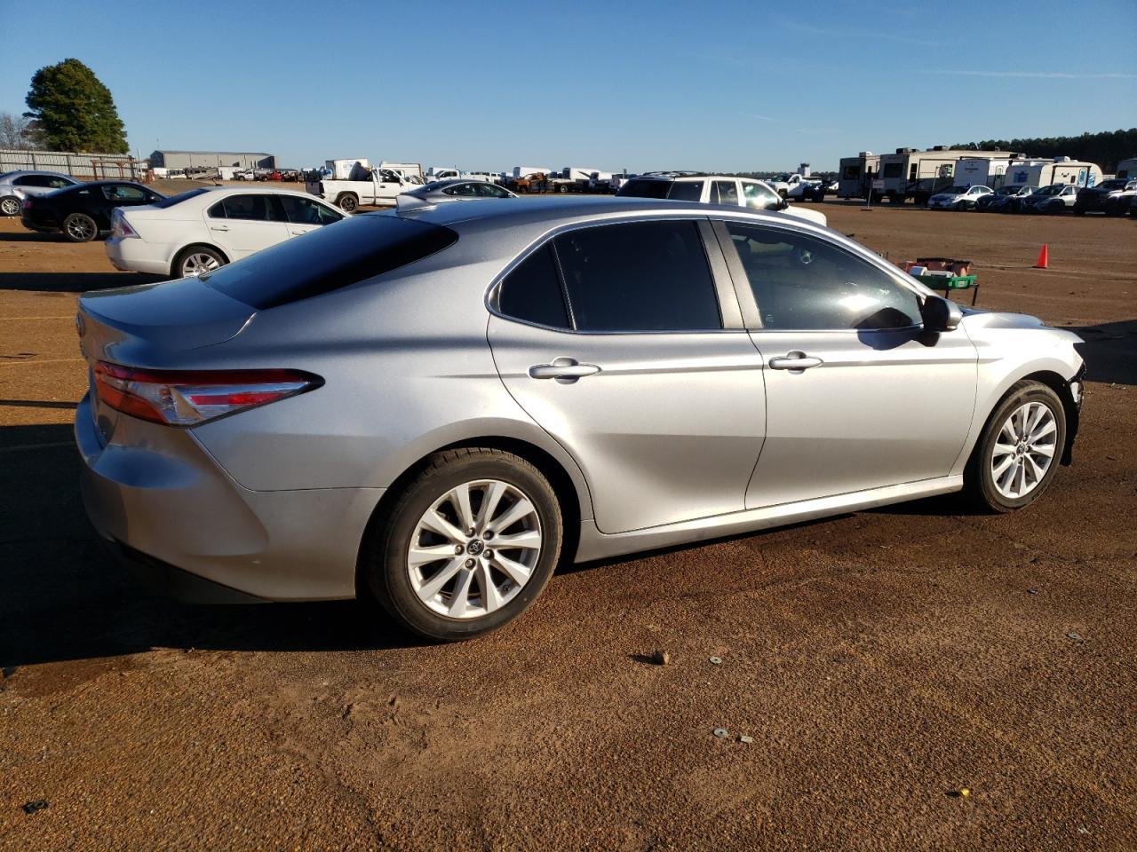 2019 TOYOTA CAMRY L - Image 3