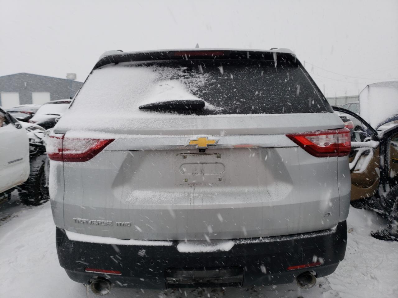 2020 CHEVROLET TRAVERSE L - Фото 6