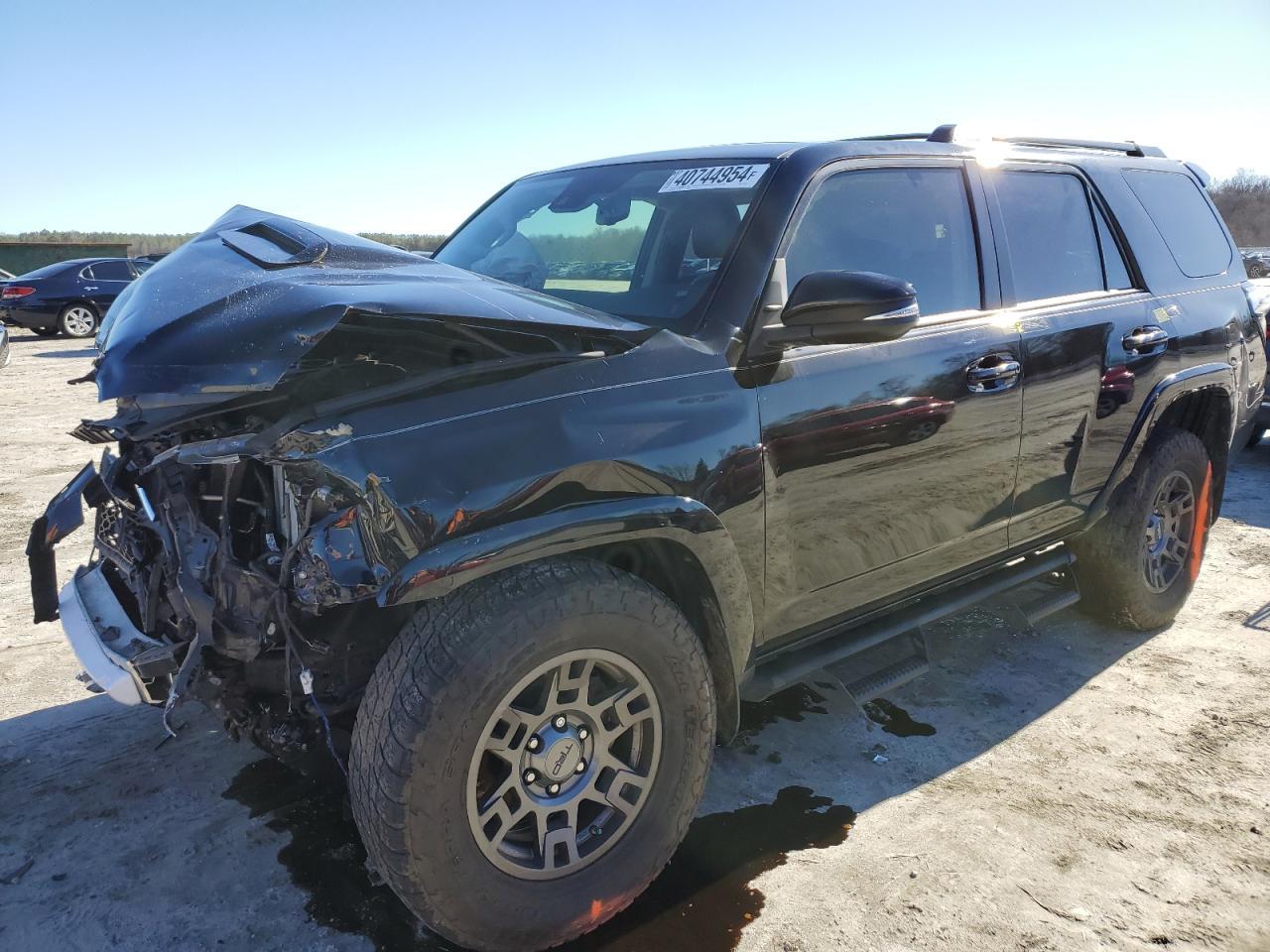 2020 TOYOTA 4RUNNER SR
