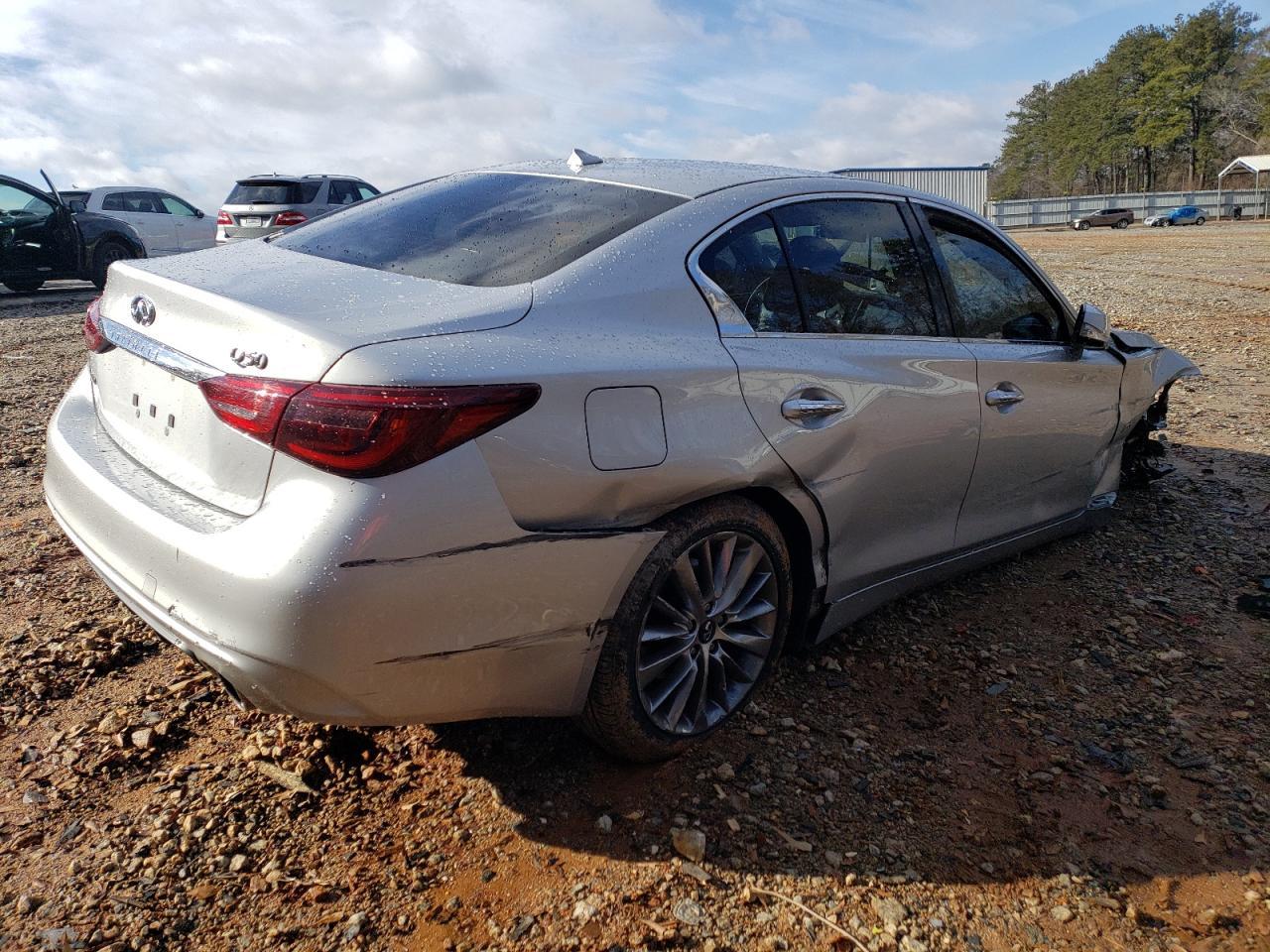 2019 INFINITI Q50 LUXE - Image 3