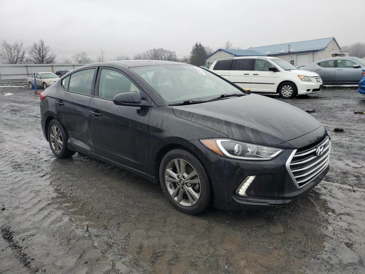 2018 HYUNDAI ELANTRA SE - Image 4