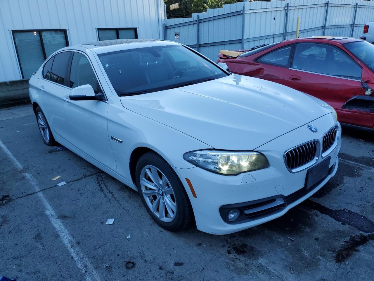 2016 BMW 528 I - Image 4