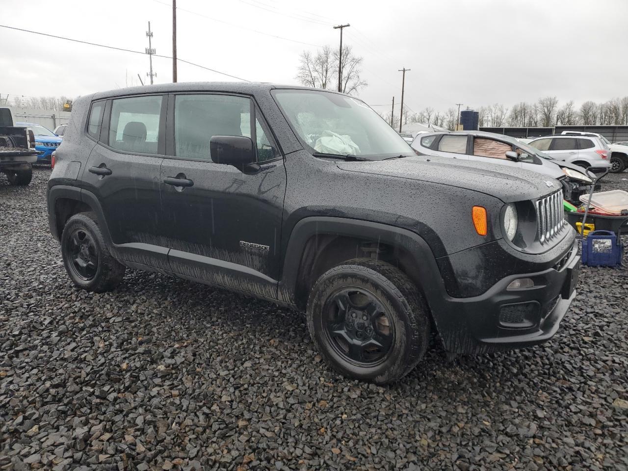 2017 JEEP RENEGADE S - Image 4